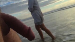 Public erection CFNM beach encounter between lady and male exhibitionist