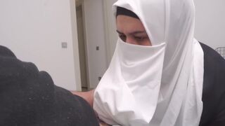 She Is Shocked !!! Dickflash To A Married Hijab Woman In The Hospital Waiting Room