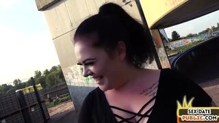 BBW public lady with tattoos fucked outdoor by sex date