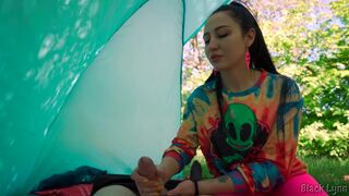 Brunette Hippie Makes Outdoor Handjob For Free