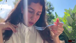 Katty West - I Asked A Friend To Cum On My Face In A Cafe So I Could Eat Food With Sperm - Public Cumwalk 10 Min