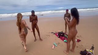 Pitbull Porn And Loira Luxx In Fui Na Praia De Nudismo Tomar Banho De Mar E Acabei Tomando Banho De Porra 12 Min