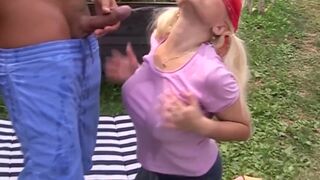 Amateur Outdoor Fucking With Facial