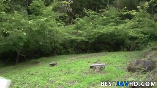 Blowjob lovin' Mikuru Shiina in the good outdoors - a Japanese xxx video for your viewing pleasure!