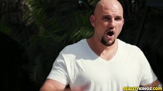 Miami Car Wash - RealityKings with JMac, Luna Star, Sophia Leone