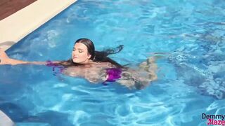 Demmy Blaze - Poolside - Pink 1